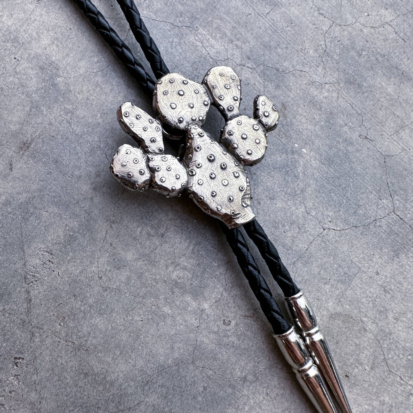 Prickly Pear Bolo Tie White Bronze
