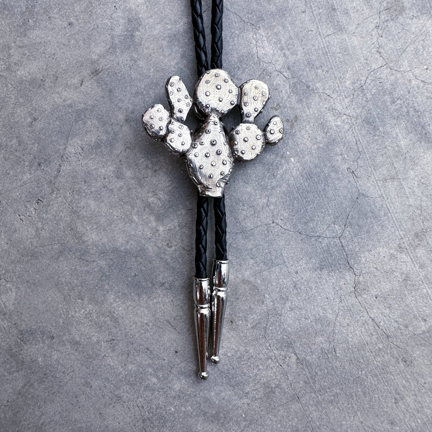 Prickly Pear Bolo Tie White Bronze
