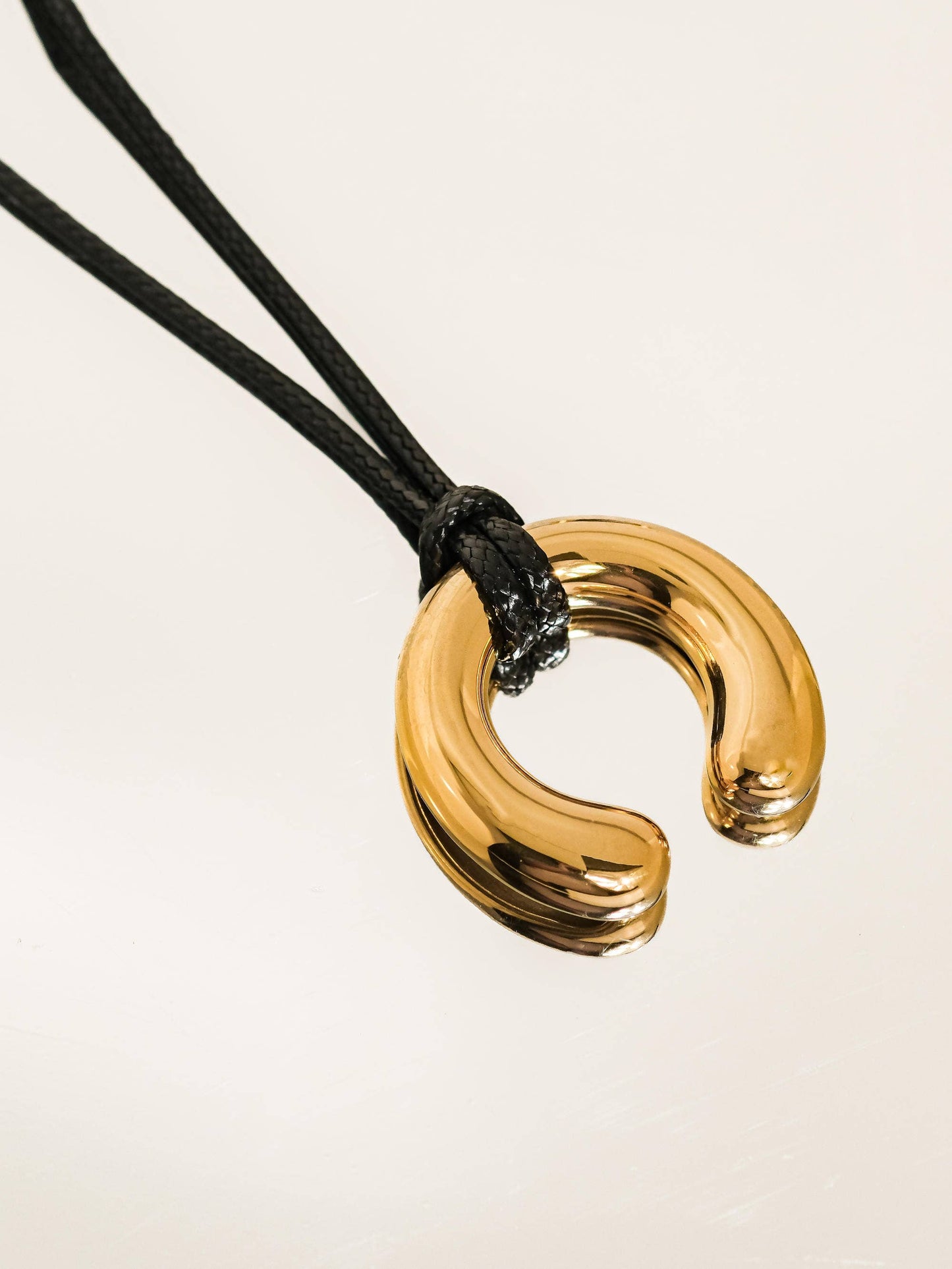 Horseshoe Rope Necklace