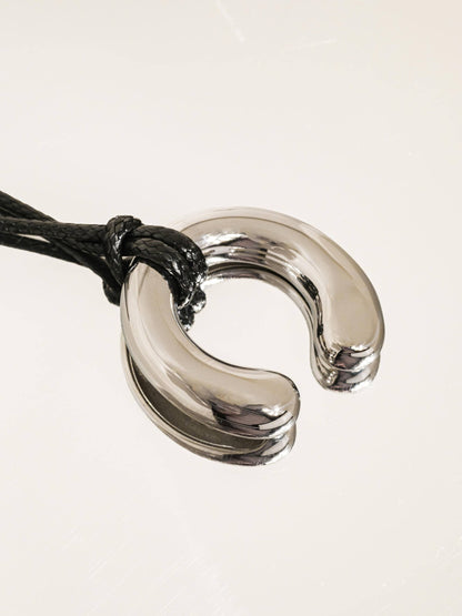 Horseshoe Rope Necklace