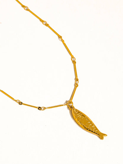Gold Linked Chain Fish Chain Necklace