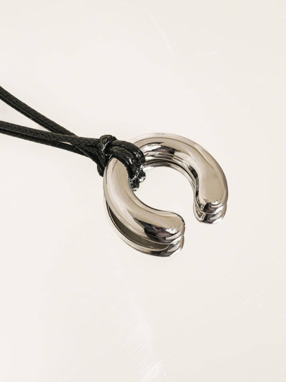 Horseshoe Rope Necklace
