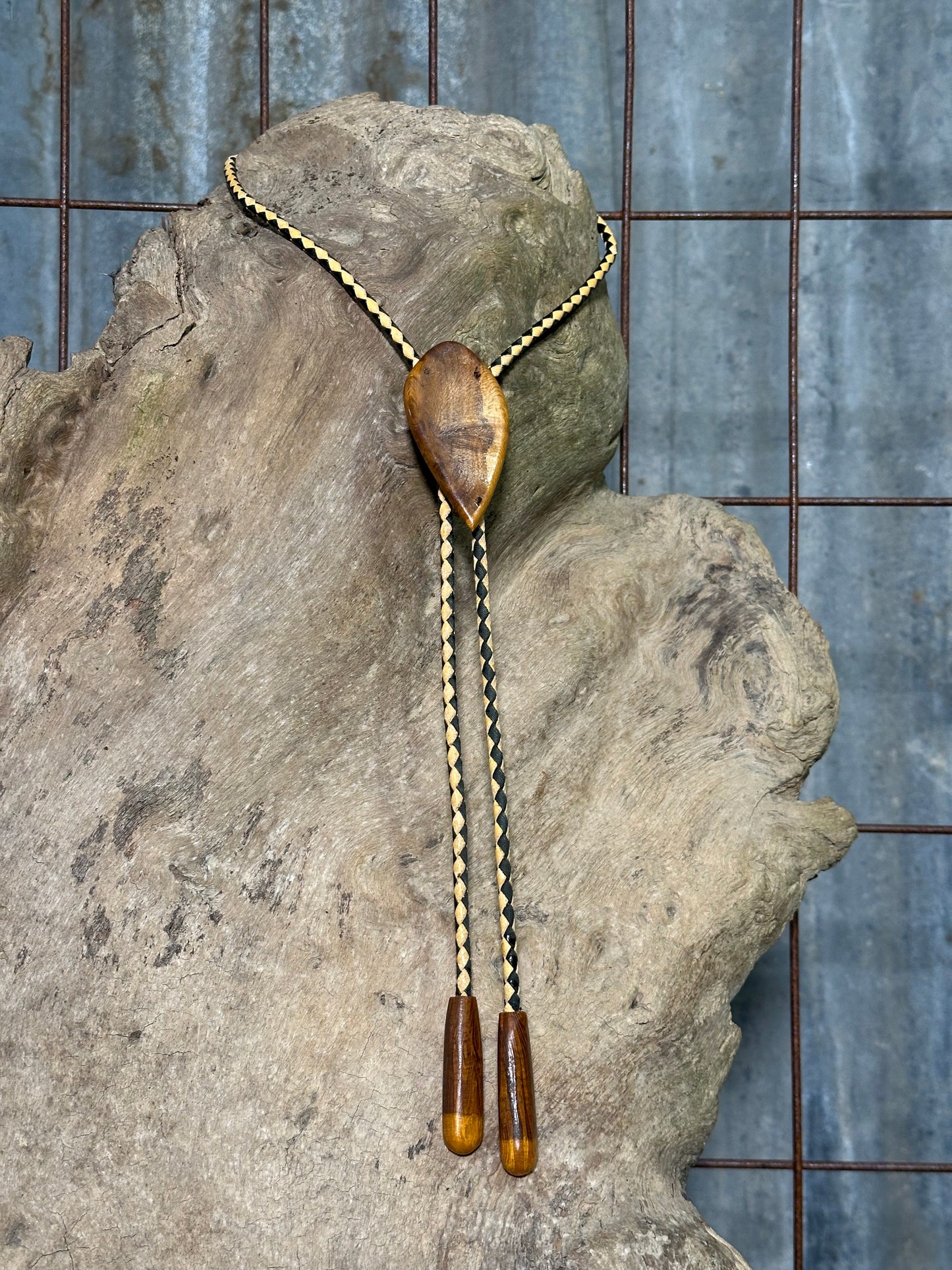 Vintage Wood Tip Bolo Tie