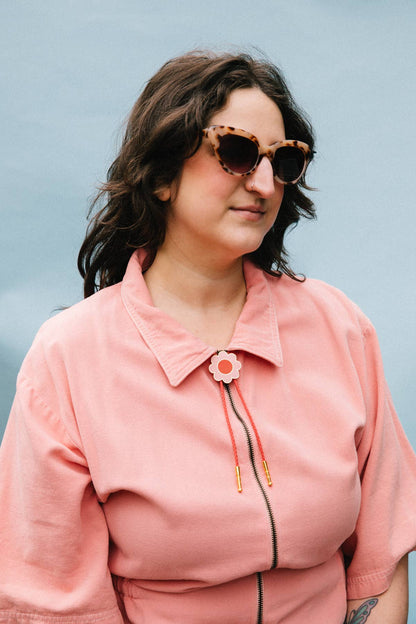 Blooming Daisy Bolo Tie