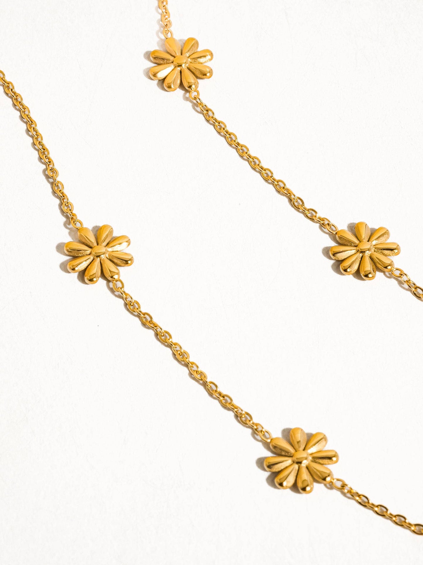 Gold Flower Daisy Chain Necklace