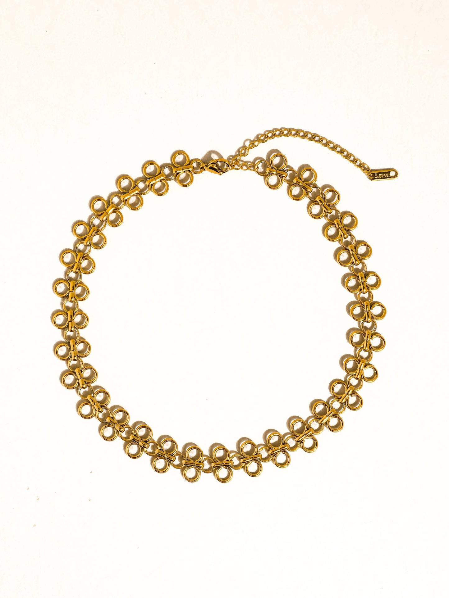 Gold 18K Looped Choker Necklace